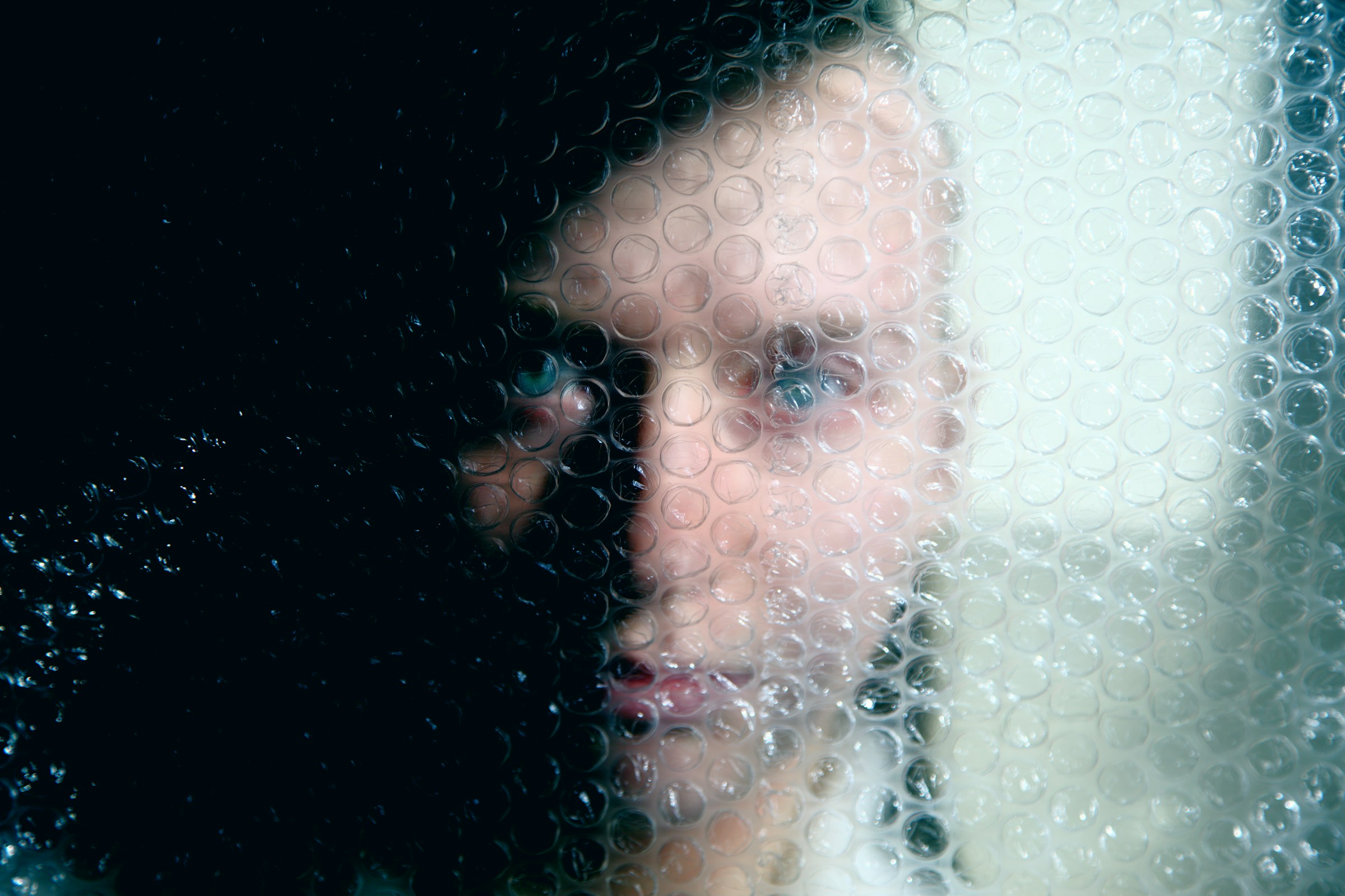 AI Insulation – How AI Keeps You Apart From Loved Ones